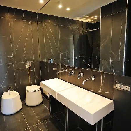 President Plaza Vip By Babylon Apartament *