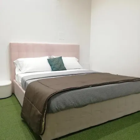 President Plaza Vip By Babylon Apartament Neapol